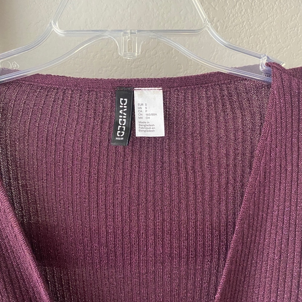 Size small - maroon sweater with zipper - Picture 6 of 6
